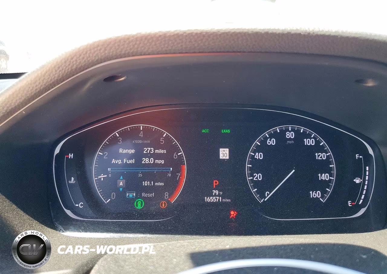 2018 Honda Accord Sport VIN:1HGCV1F33JA253932 - 9
