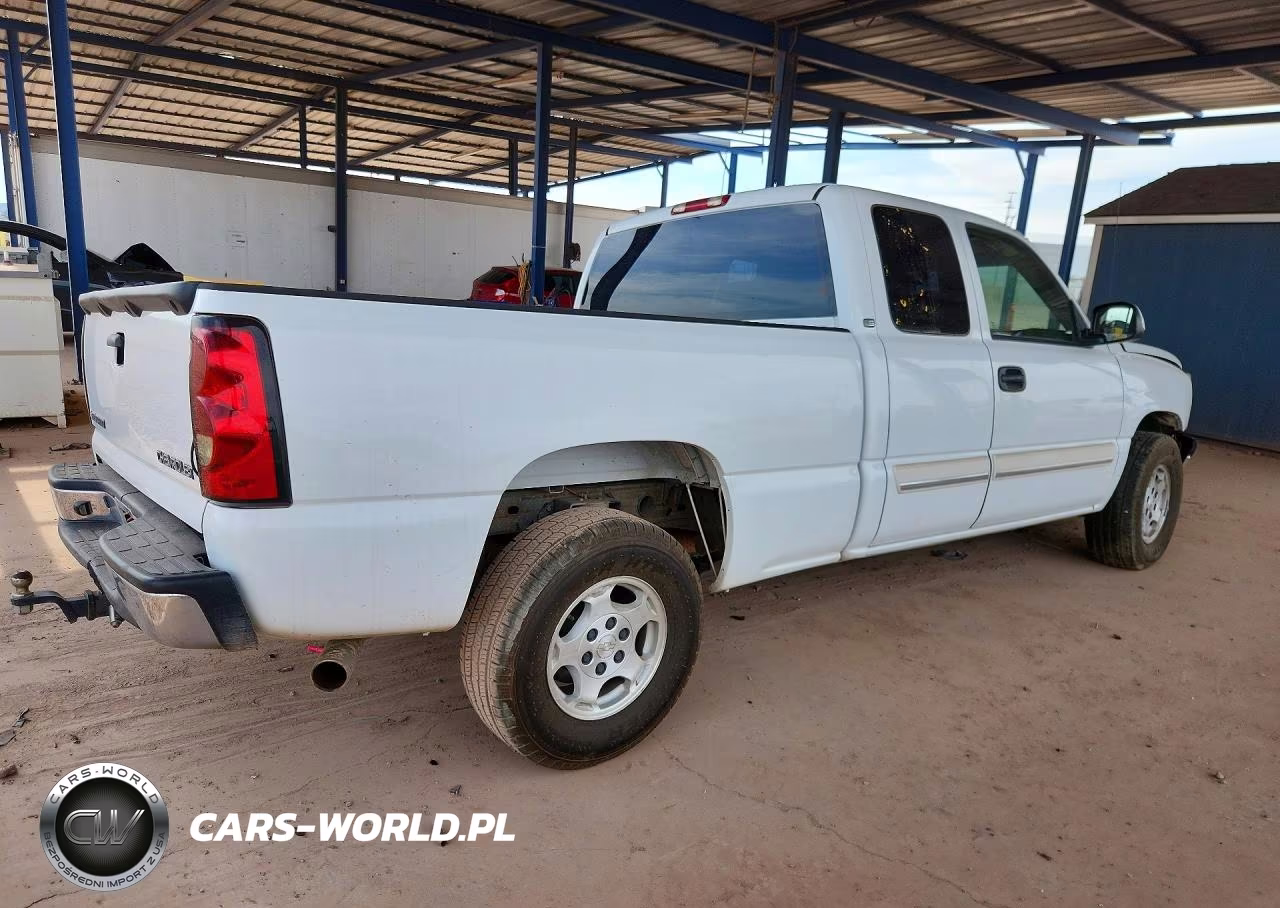 2004 Chevrolet Silverado C1500 VIN:1GCEC19V04Z125891 - 3