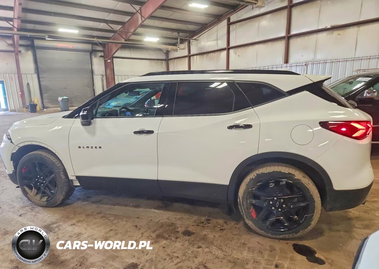 2022 Chevrolet Blazer 2Lt VIN:3GNKBHR42NS122504 - 2