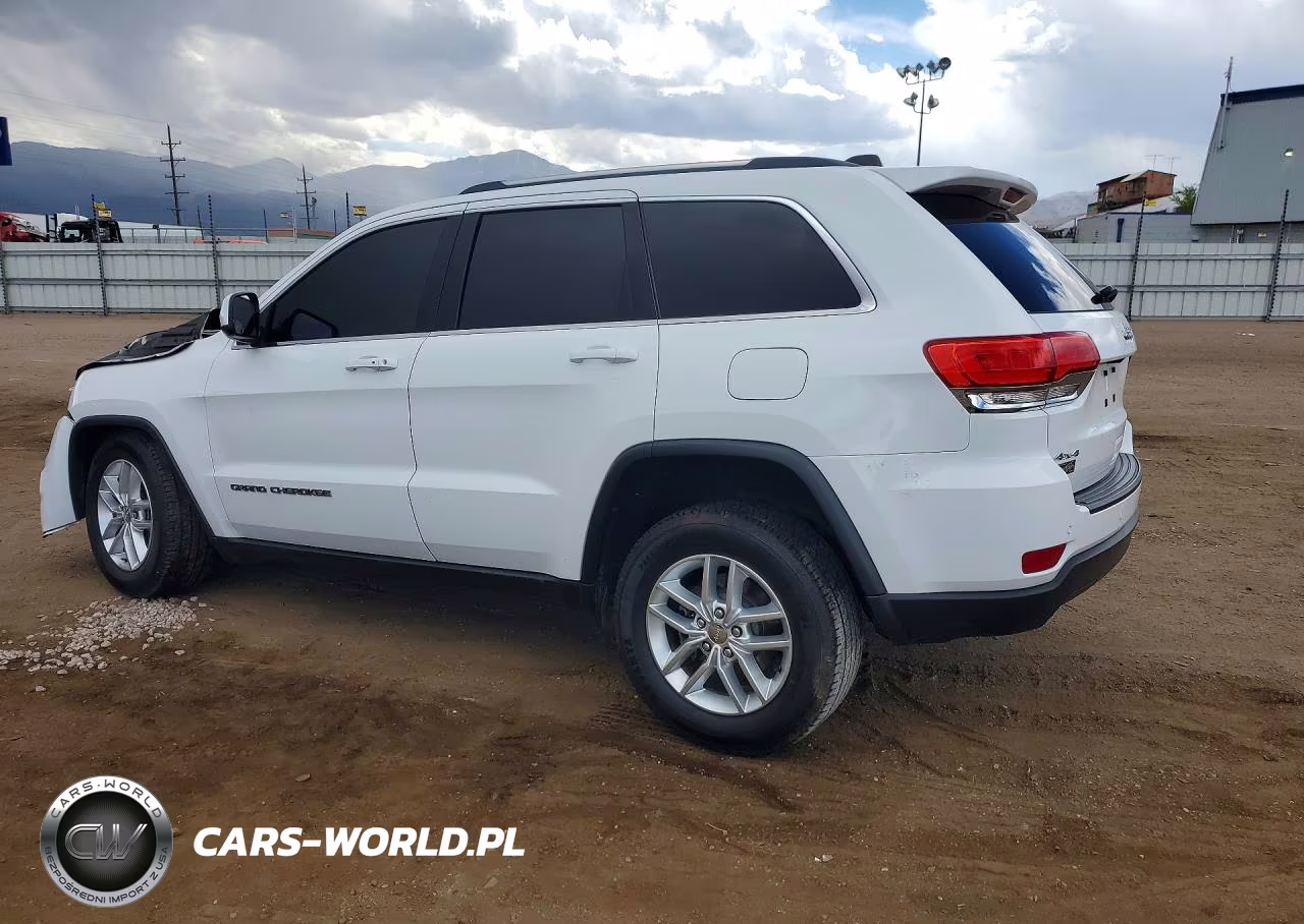 2017 Jeep Grand Cherokee Laredo VIN:1C4RJFAG9HC682339 - 2