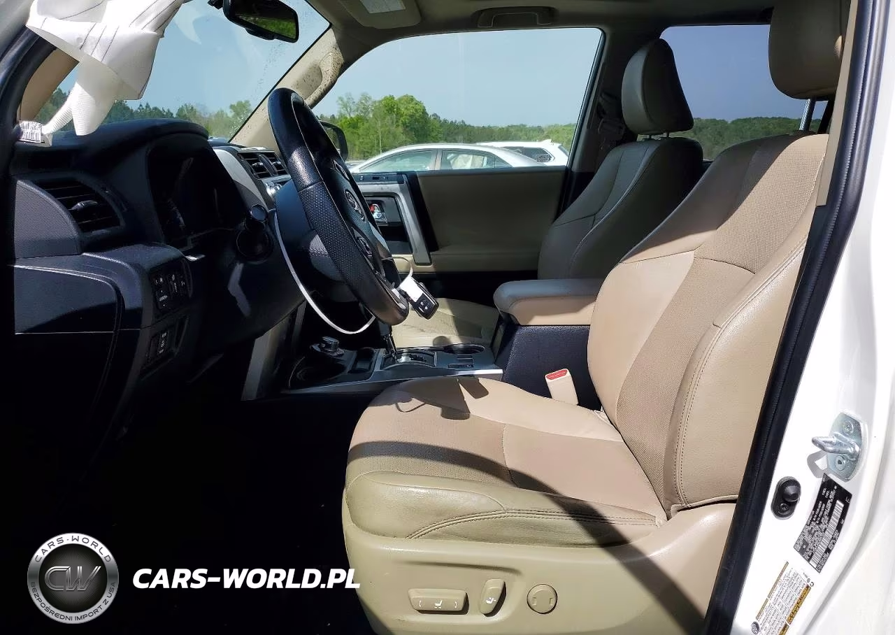2018 Toyota 4Runner Limited VIN:JTEBU5JR0J5607328 - 7