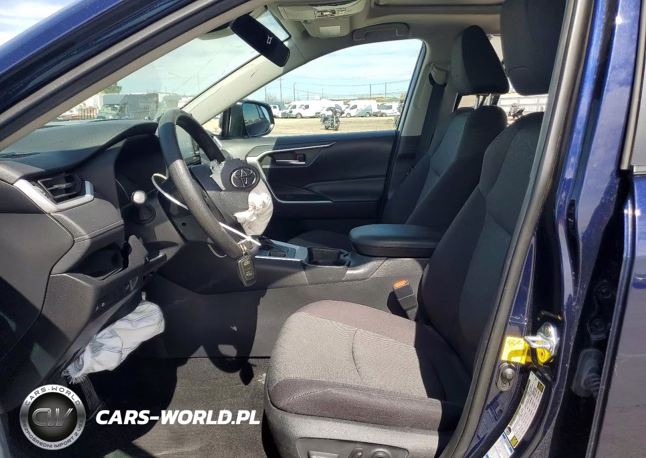 2021 Toyota Rav4 Xle VIN:2T3P1RFV9MW204753 - 7
