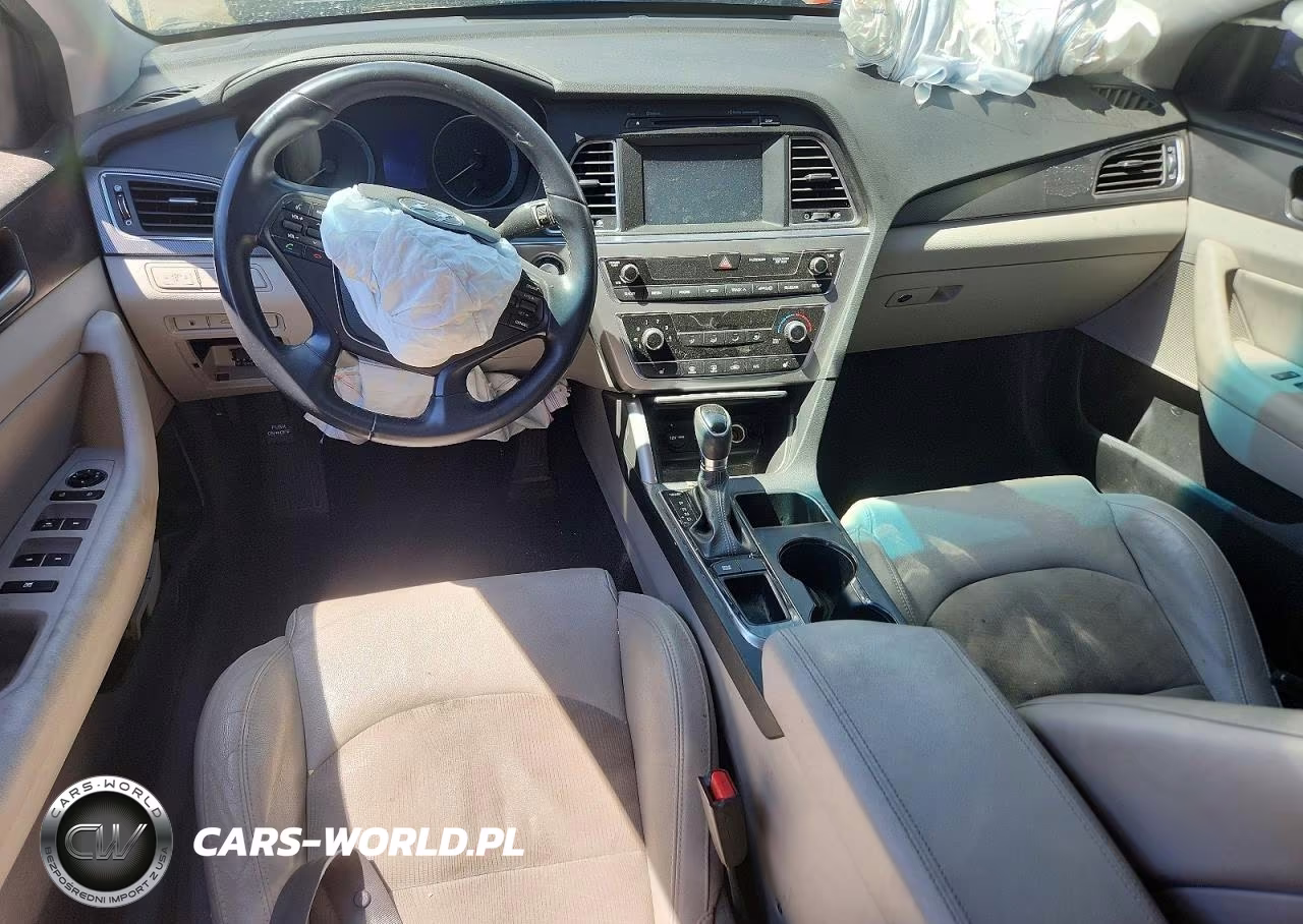 2017 Hyundai Sonata Sport VIN:5NPE34AF9HH576448 - 8