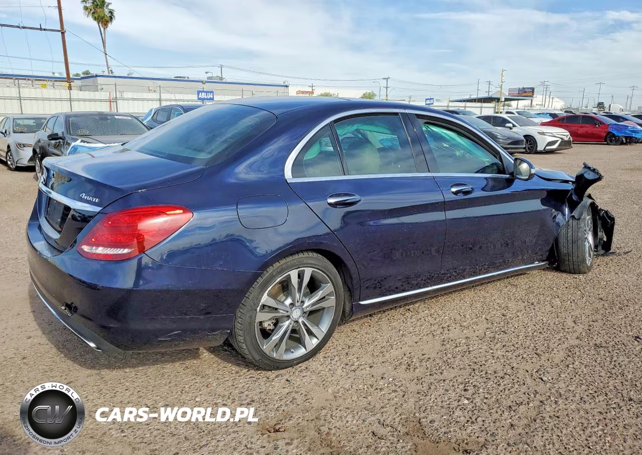 2015 Mercedes-Benz C 300 4Matic VIN:55SWF4KBXFU022319 - 3