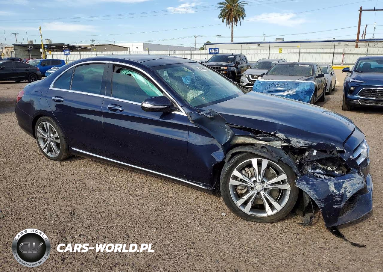 2015 Mercedes-Benz C 300 4Matic VIN:55SWF4KBXFU022319 - 4