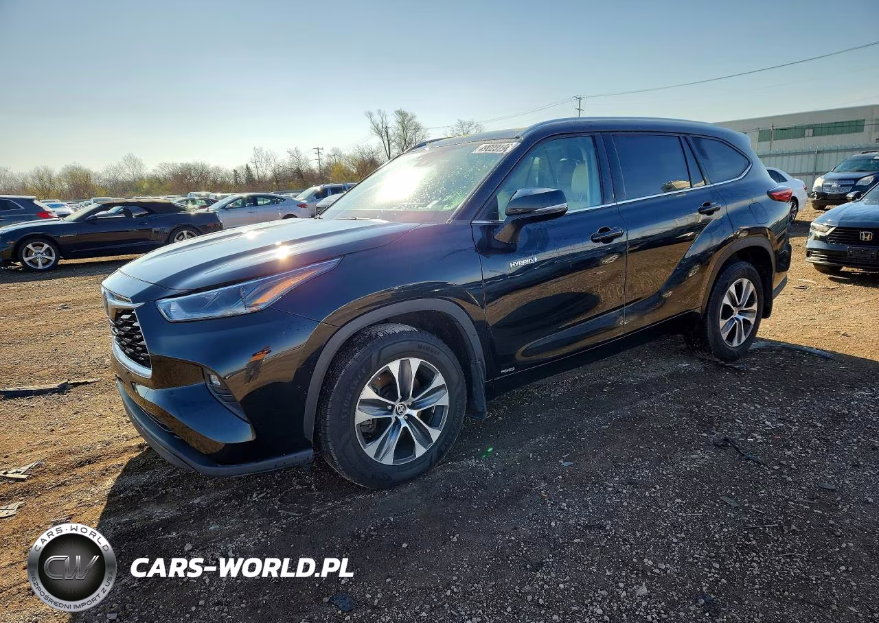 2021 Toyota Highlander Hybrid Xle