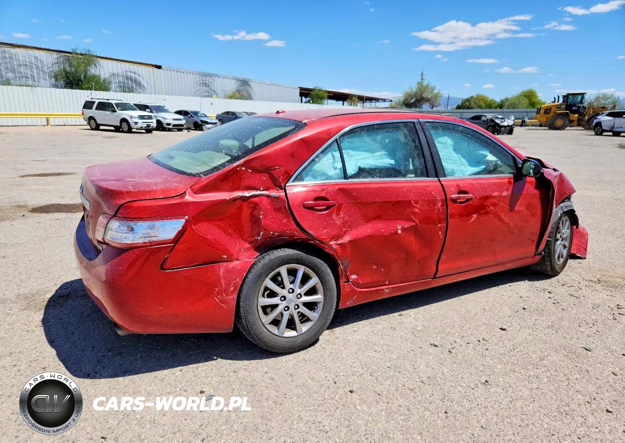 2011 Toyota Camry VIN:4T1BB3EK0BU137011 - 3