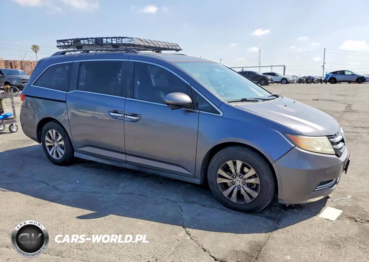 2016 Honda Odyssey Se VIN:5FNRL5H31GB096470 - 4