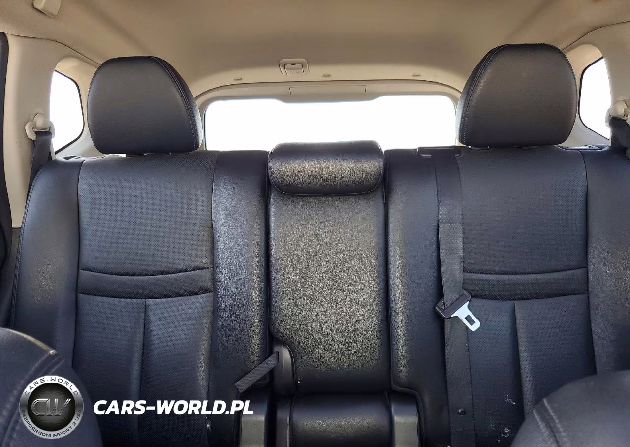 2015 Nissan Rogue Sl VIN:5N1AT2MV4FC925090 - 10