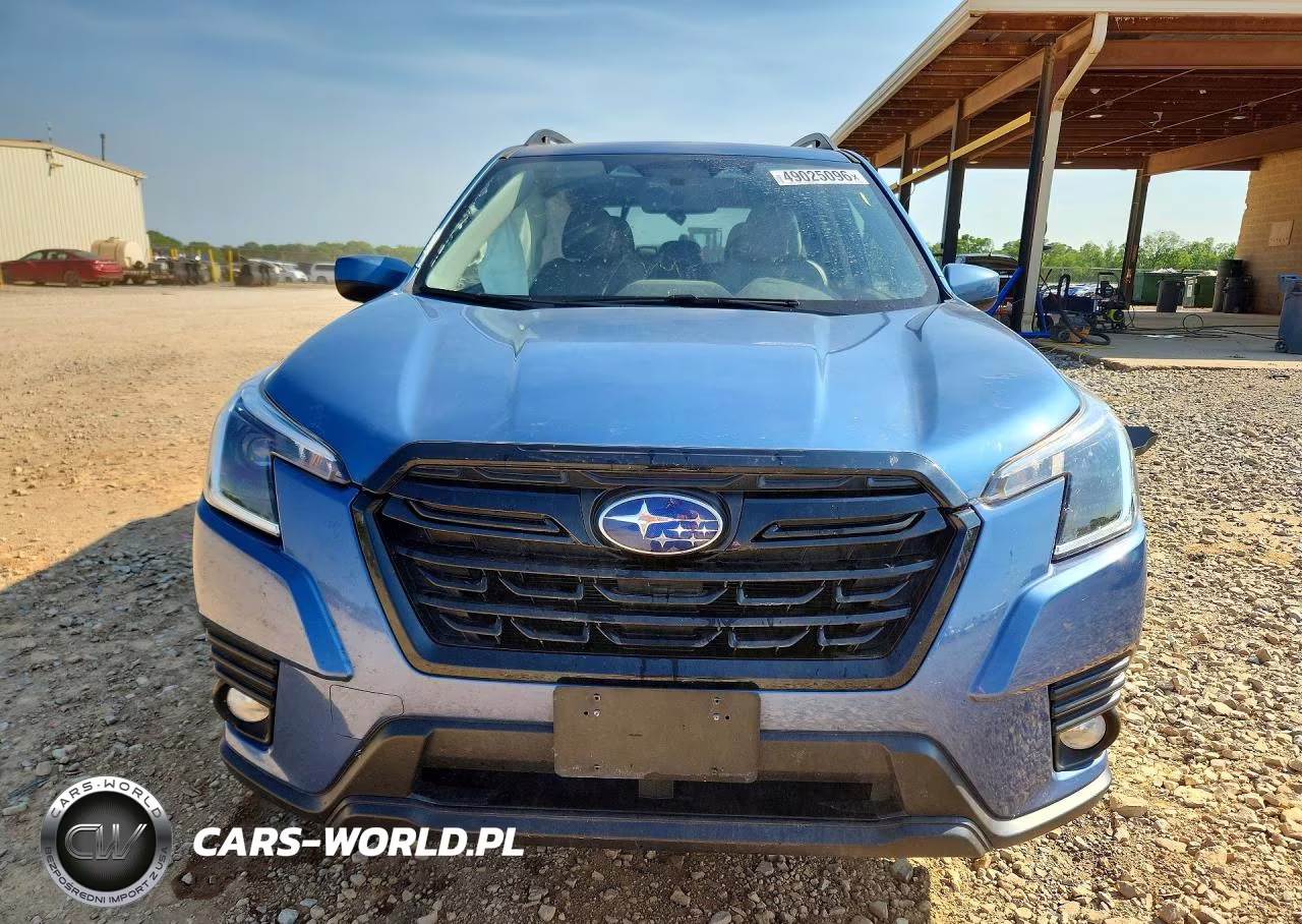 2022 Subaru Forester Premium VIN:JF2SKAEC8NH513020 - 5