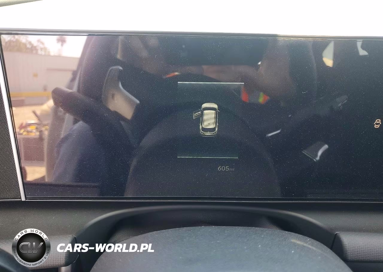 2026 Hyundai Tucson Hybrid Sel VIN:KM8JBDD12TU443199 - 9