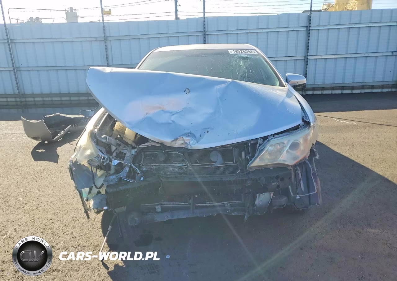 2014 Toyota Camry Hybrid Le VIN:4T1BD1FK5EU120786 - 5