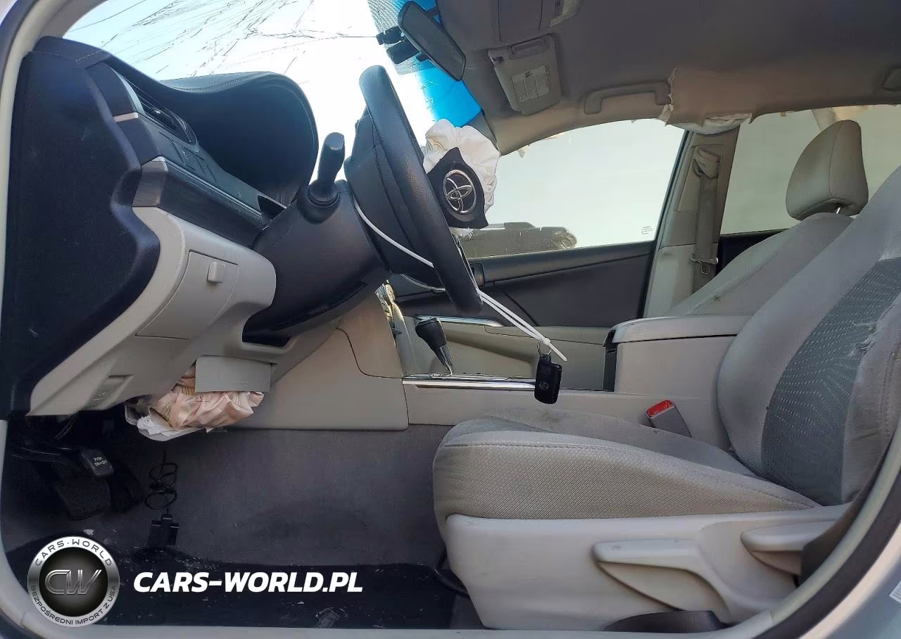 2014 Toyota Camry Hybrid Le VIN:4T1BD1FK5EU120786 - 7