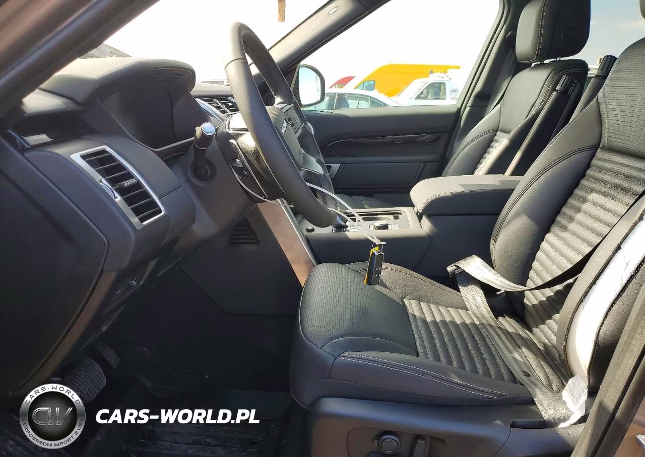 2026 Land Rover Discovery S VIN:SALRJ2FX7T2521383 - 7