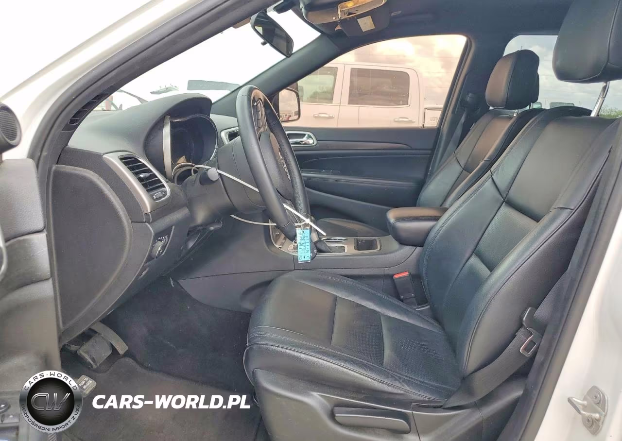 2018 Jeep Grand Cherokee Laredo VIN:1C4RJEAG5JC339107 - 7
