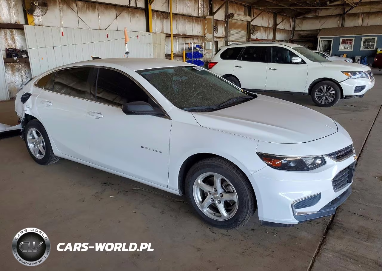 2016 Chevrolet Malibu VIN:1G1ZC5ST0GF272325 - 4