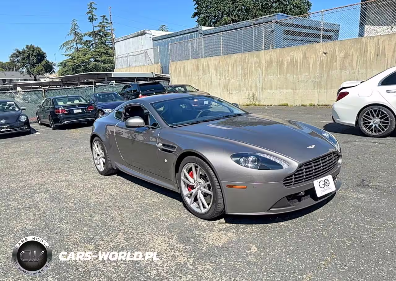 2014 Aston Martin V8 Vantage