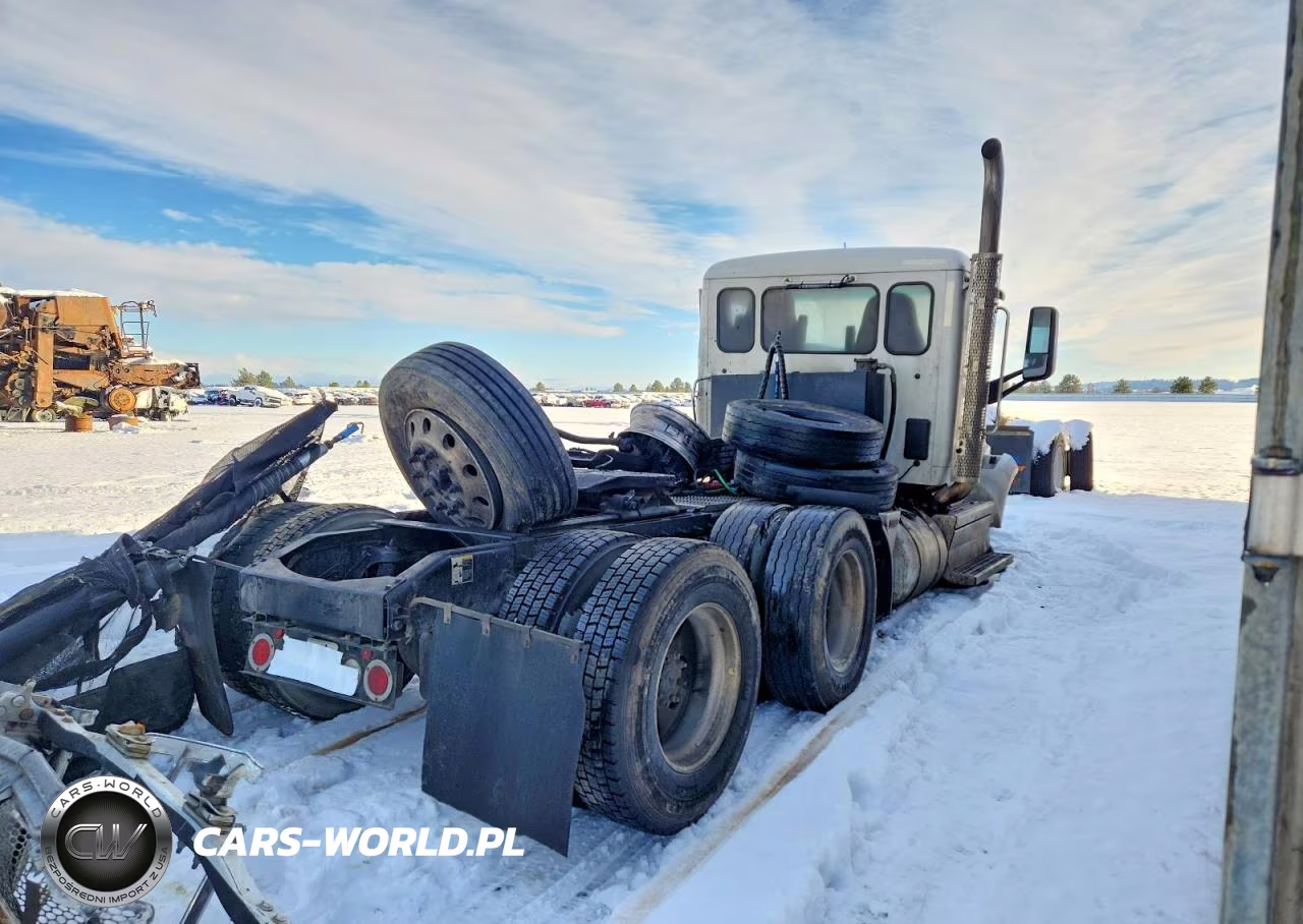 2022 Peterbilt 579 Semi Truck VIN:1XPBDP9X0ND792199 - 4