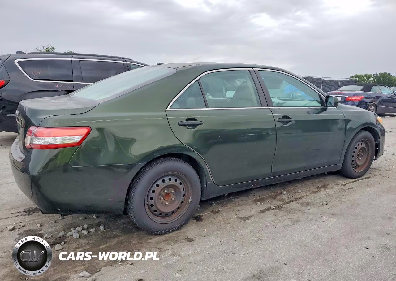2010 Toyota Camry Le VIN:4T1BF3EK3AU528432 - 3