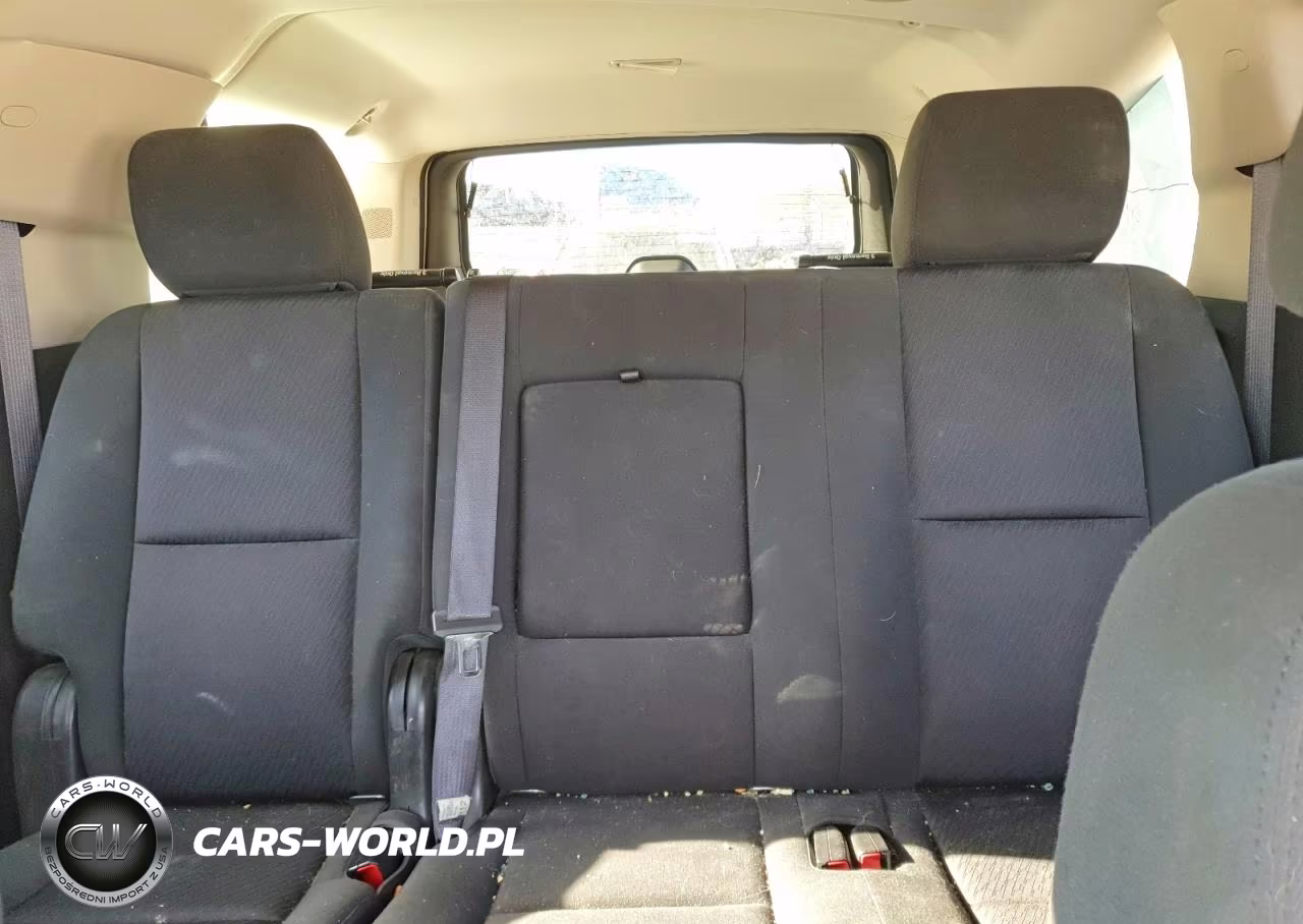 2012 Chevrolet Suburban K1500 Ls VIN:1GNSKHE74CR326737 - 10