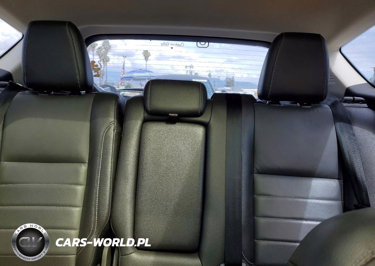 2015 Ford C-Max Premium Sel VIN:1FADP5CU7FL118598 - 10