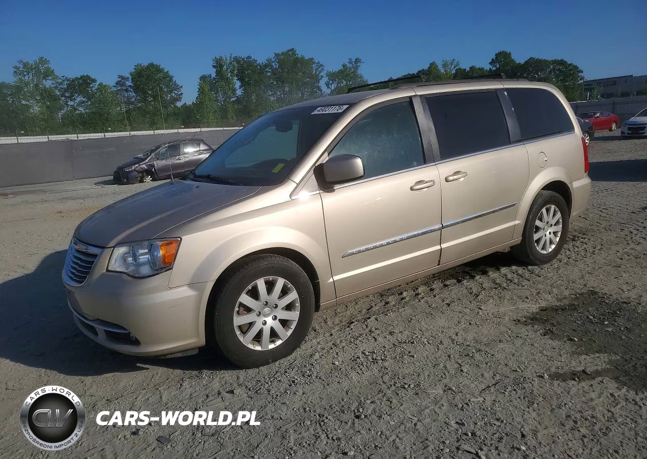 2016 Chrysler Town & Country Touring