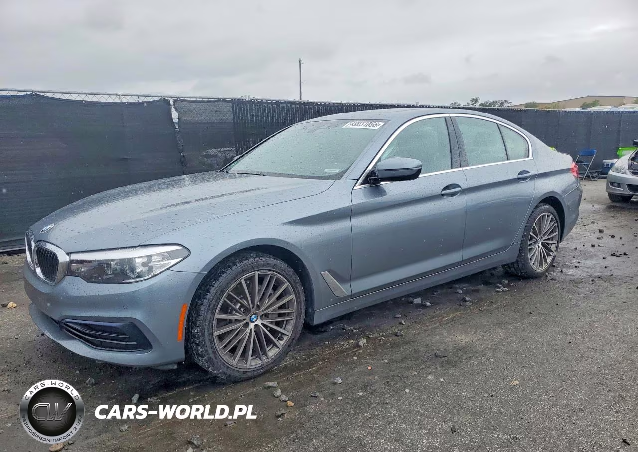 2020 BMW 530 Xi