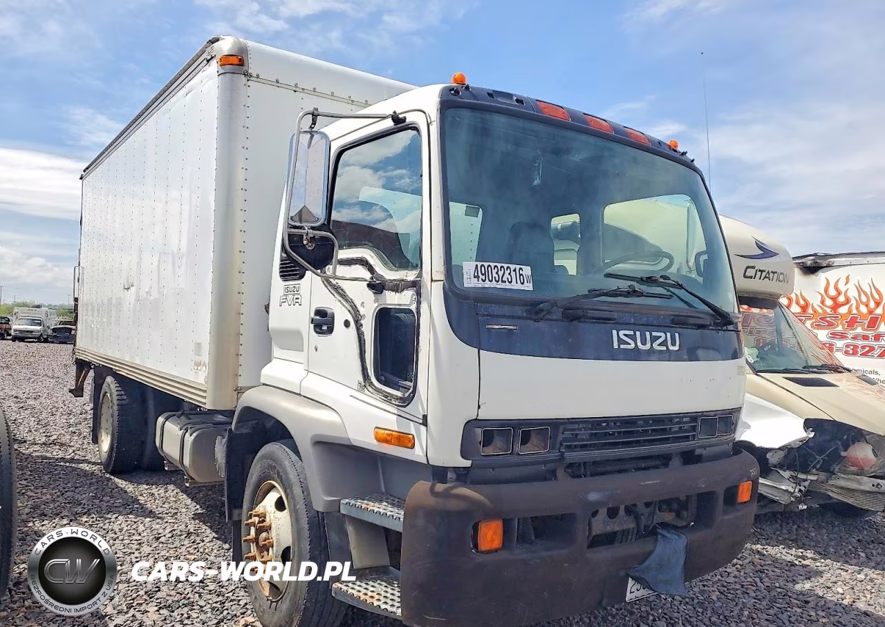 2006 Isuzu T7F Box Truck