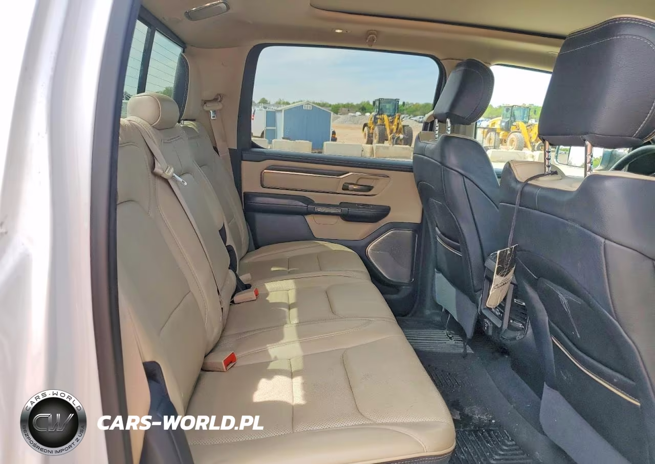 2019 Ram 1500 Limited VIN:1C6SRFHT7KN702636 - 10