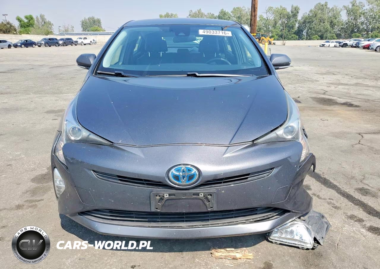 2016 Toyota Prius Three Touring VIN:JTDKARFU9G3016100 - 5