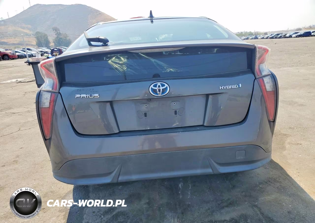 2016 Toyota Prius Three Touring VIN:JTDKARFU9G3016100 - 6