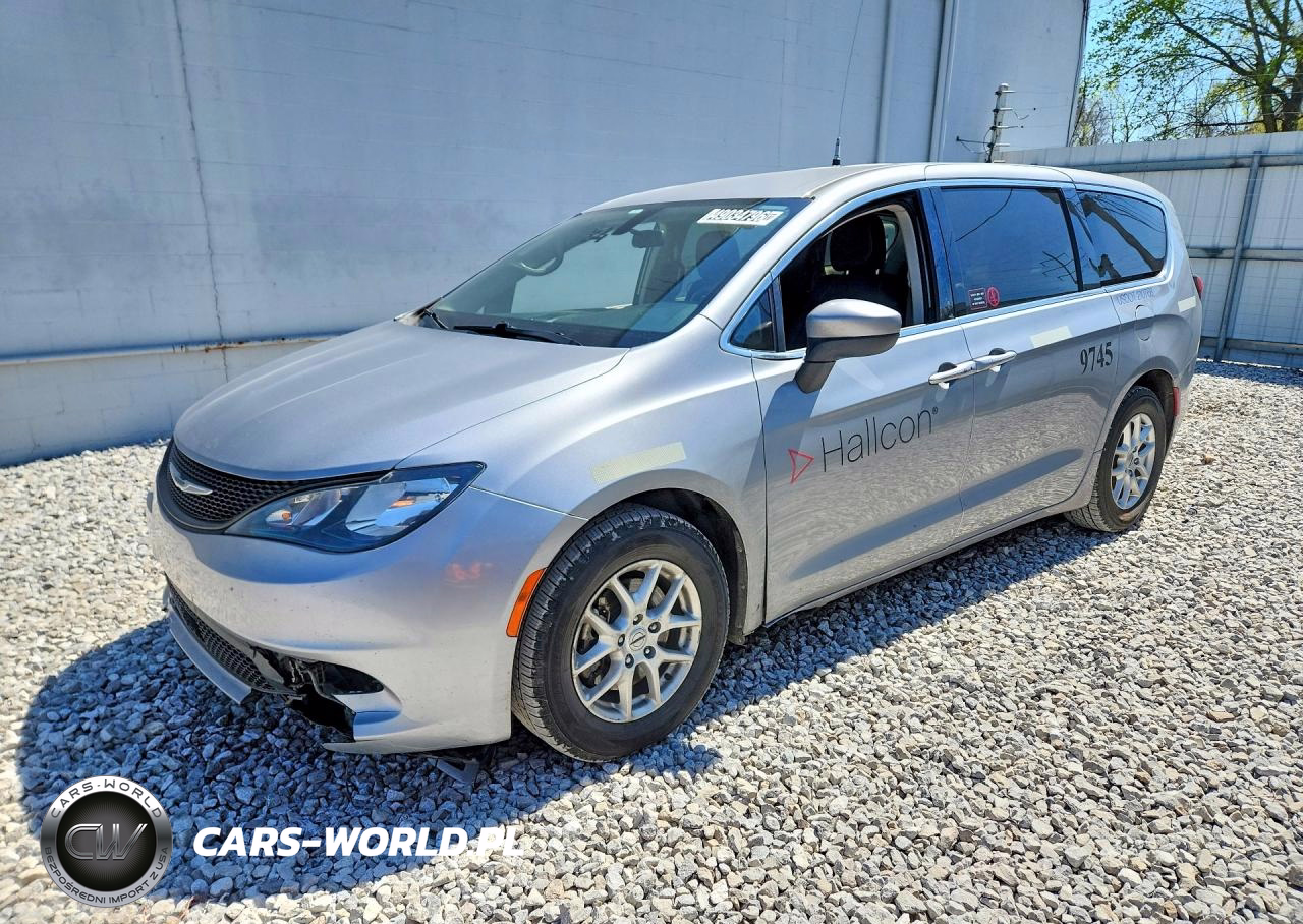 2021 Chrysler Voyager Lx
