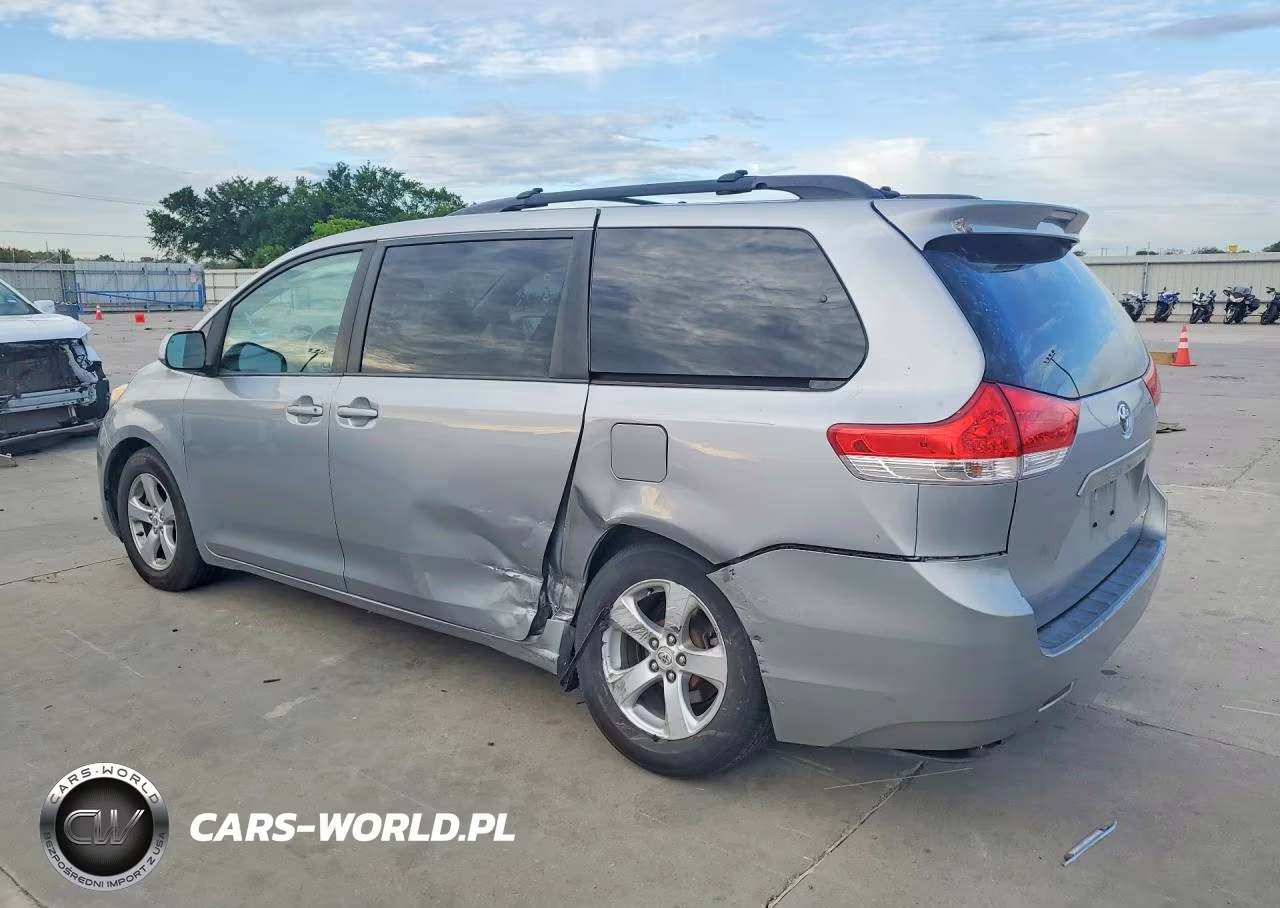 2012 Toyota Sienna Le 8-Passenger VIN:5TDKK3DC0CS193549 - 2