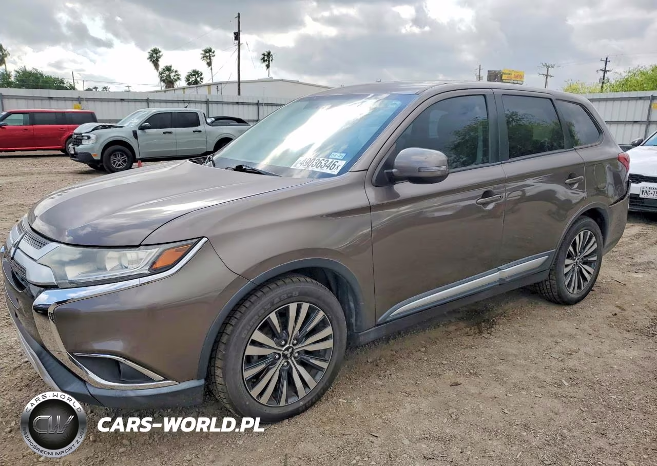 2019 Mitsubishi Outlander Se