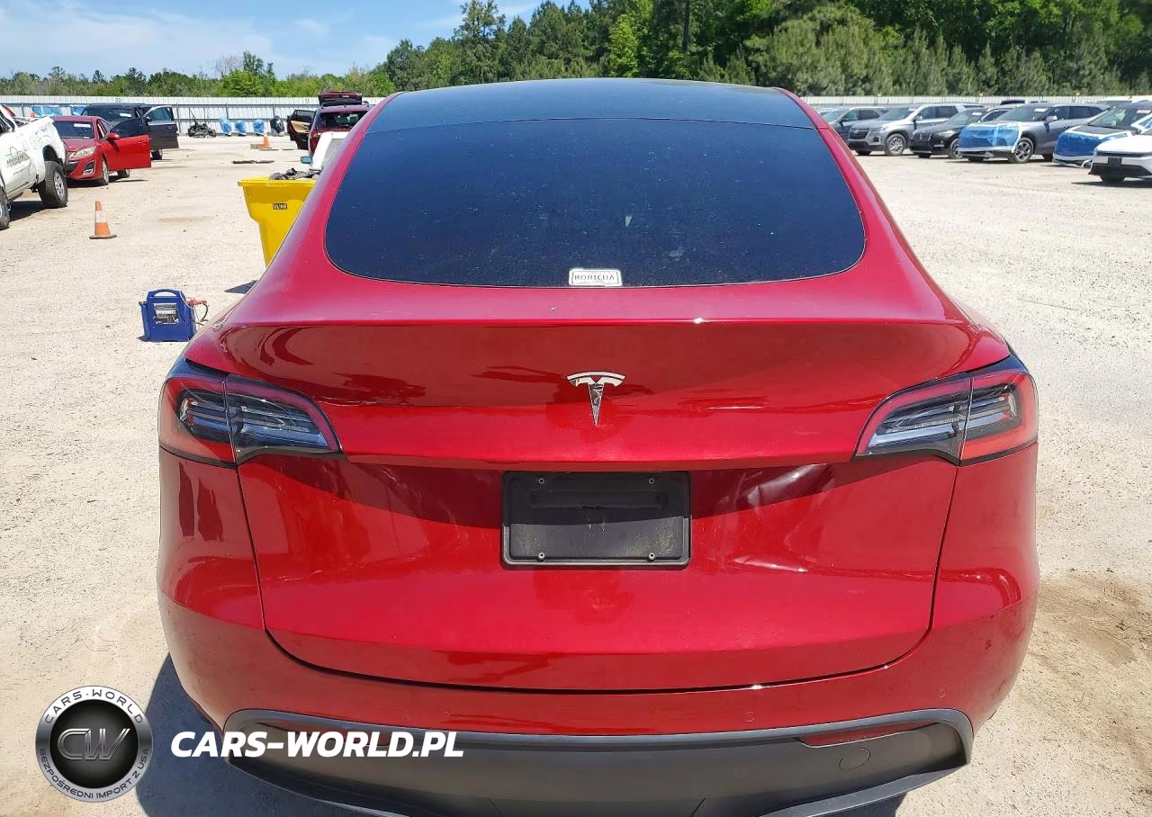 2021 Tesla Model Y VIN:5YJYGDEE0MF061334 - 6
