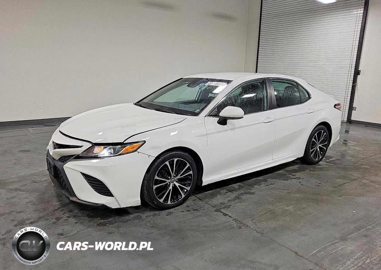 2020 Toyota Camry Se