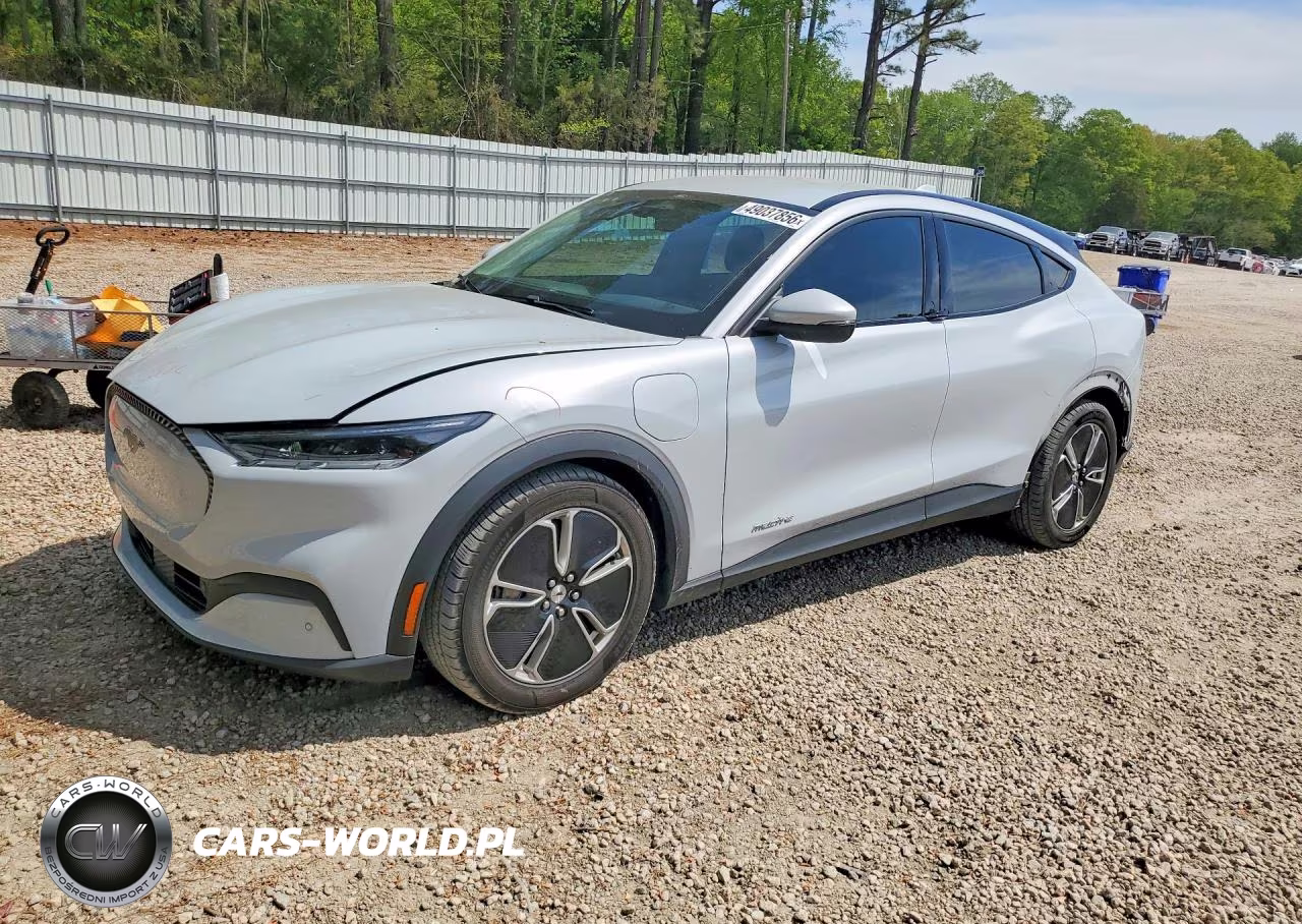 2022 Ford Mustang Mach-E Select