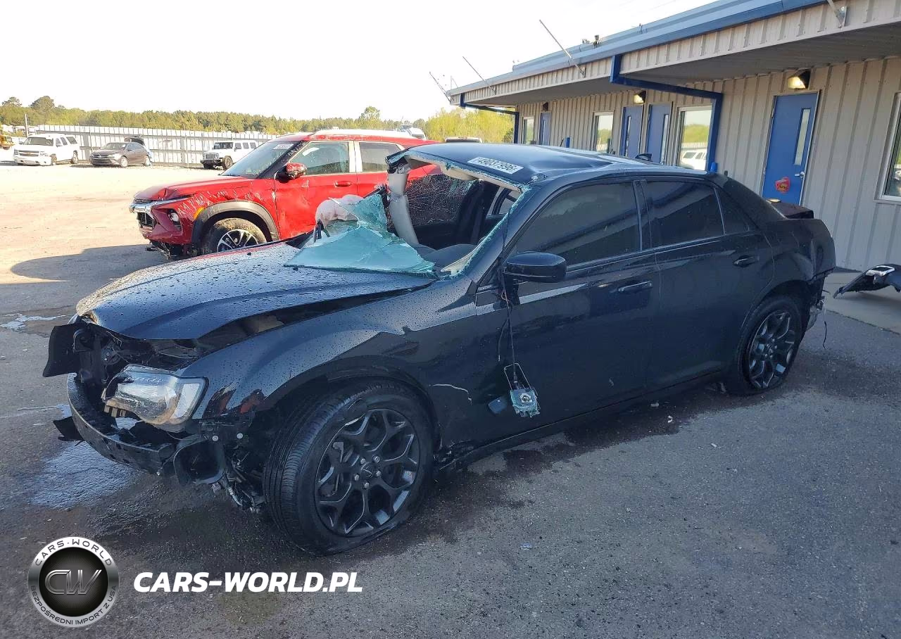 2020 Chrysler 300 Touring