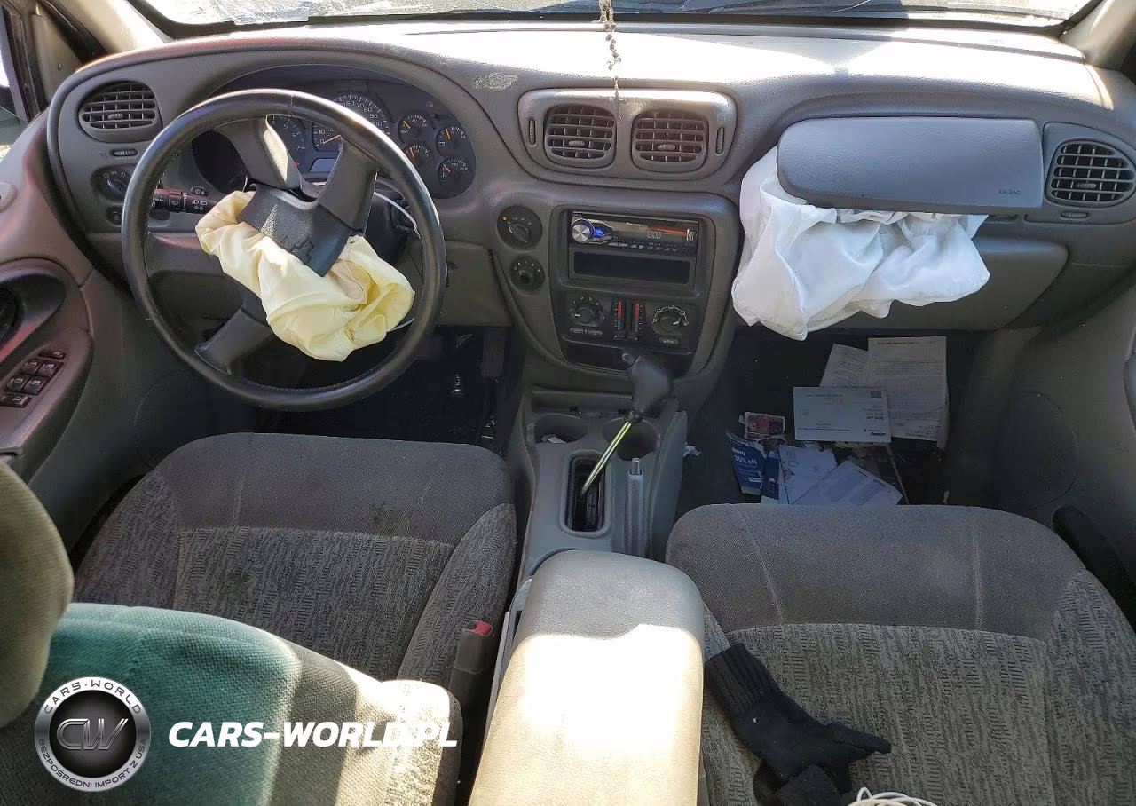 2002 Chevrolet Trailblazer VIN:1GNDT13S622160376 - 8