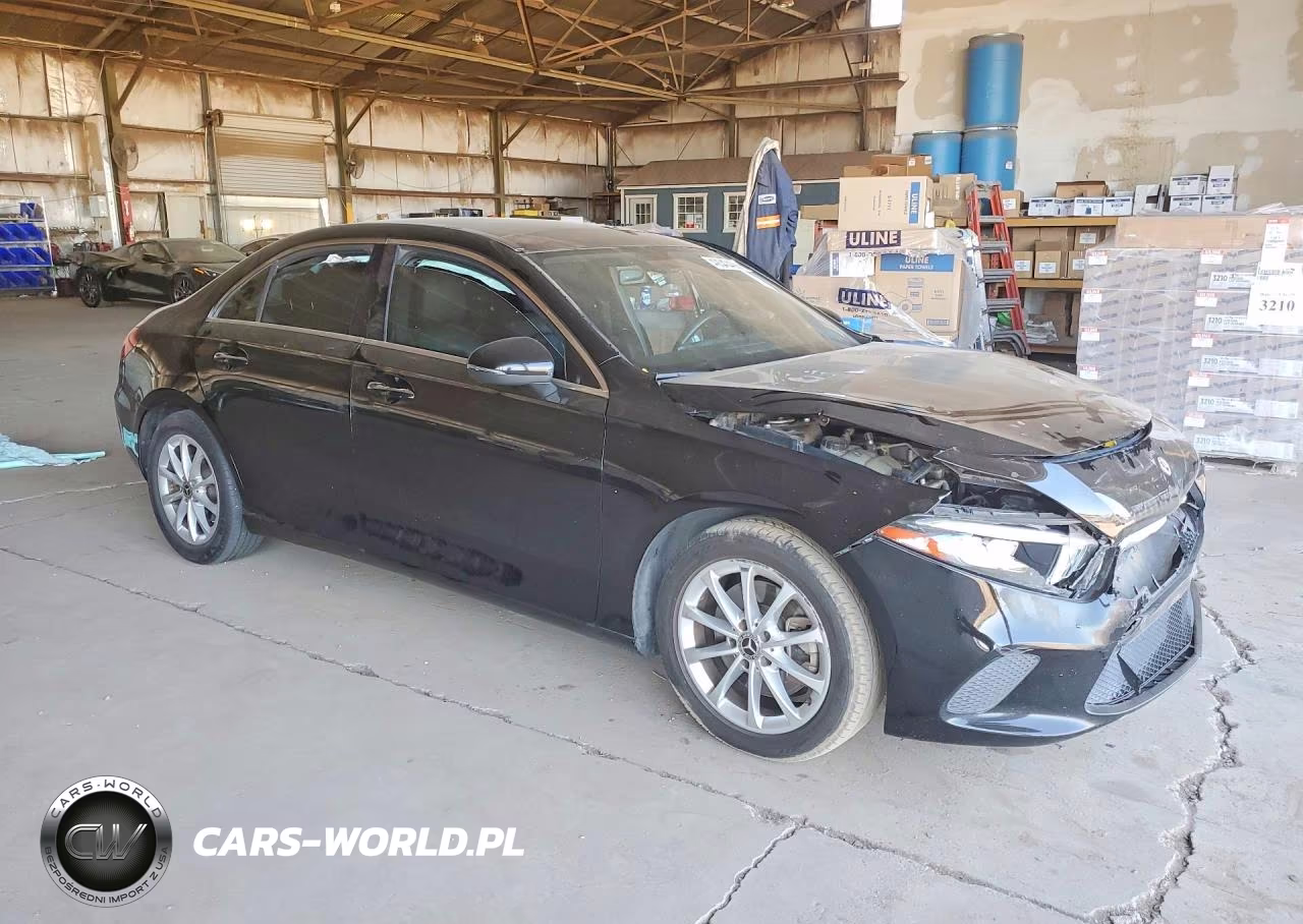 2021 Mercedes-Benz A 220 4Matic VIN:W1K3G4FB0MJ274720 - 4