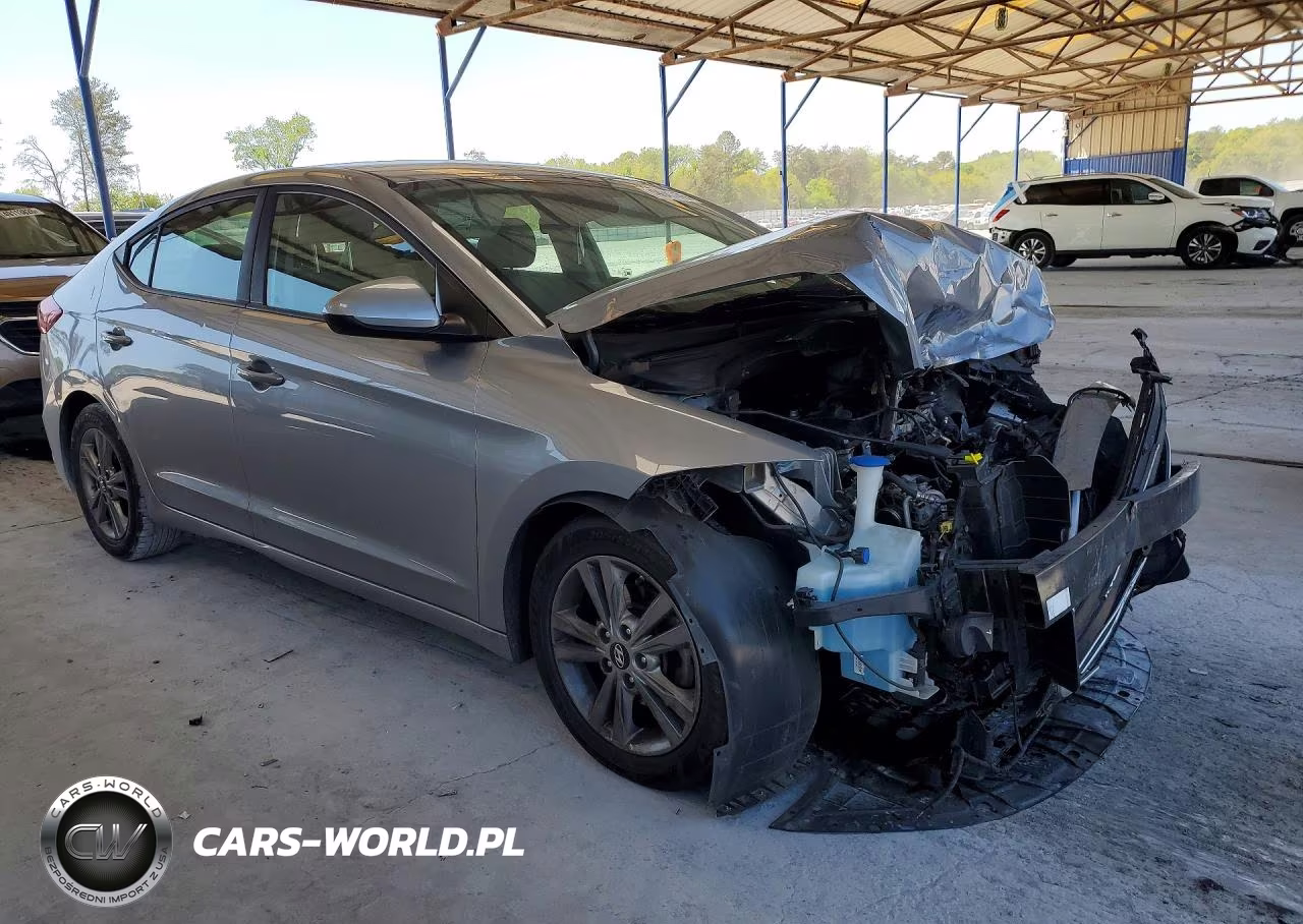 2017 Hyundai Elantra Se VIN:5NPD84LF2HH083561 - 4