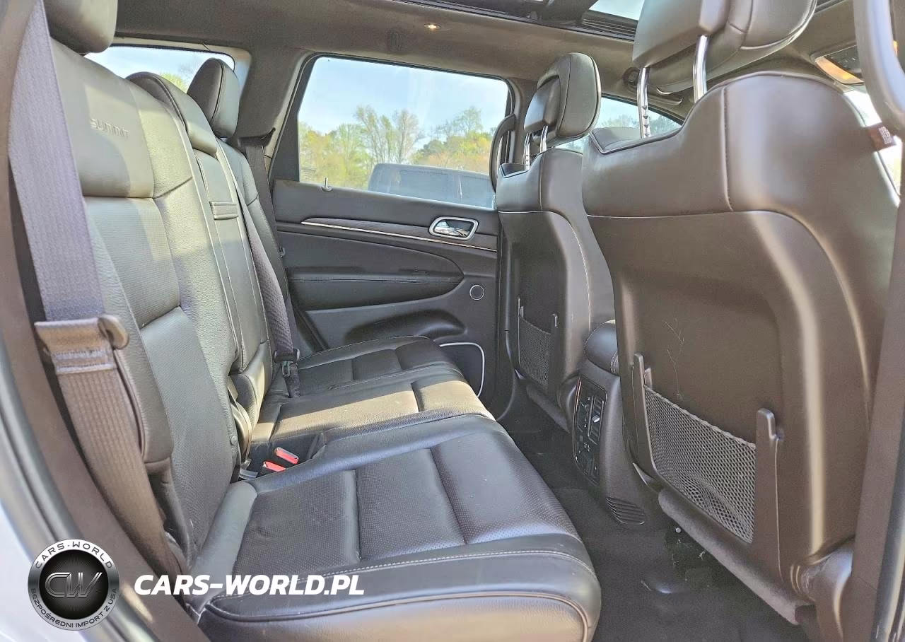 2019 Jeep Grand Cherokee Summit VIN:1C4RJFJG7KC578309 - 11