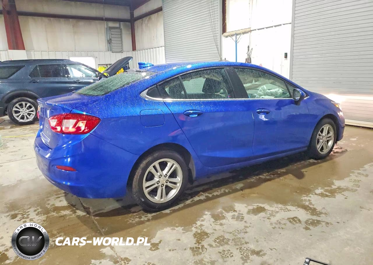 2018 Chevrolet Cruze Lt VIN:1G1BE5SM4J7161783 - 3