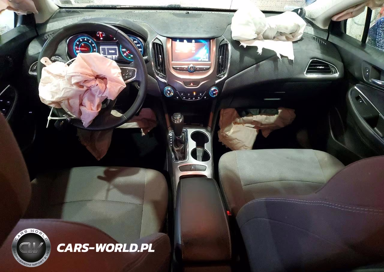 2018 Chevrolet Cruze Lt VIN:1G1BE5SM4J7161783 - 8