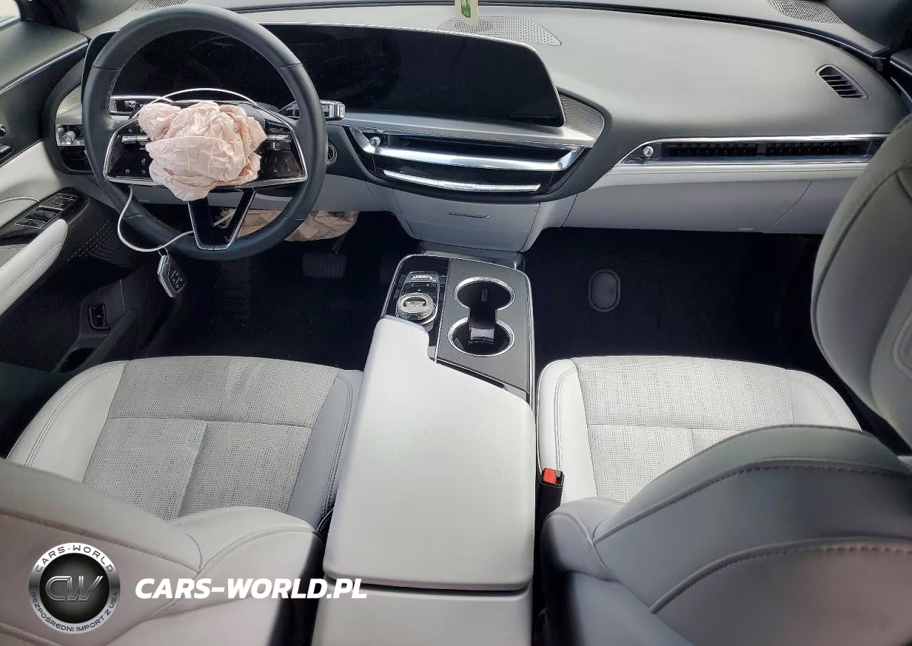 2024 Cadillac Lyriq Luxury VIN:1GYKPPRL3RZ110859 - 8