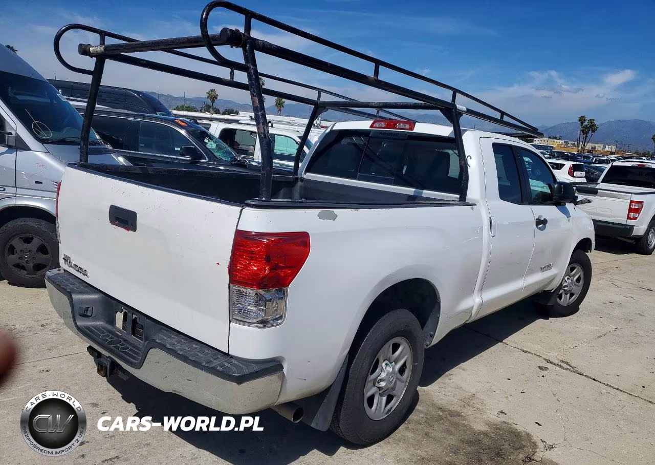 2011 Toyota Tundra Grade VIN:5TFRM5F12BX035982 - 3