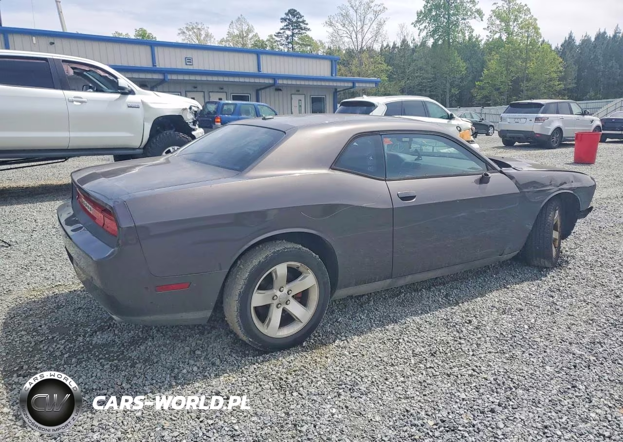 2014 Dodge Challenger Sxt VIN:2C3CDYAG0EH153819 - 3