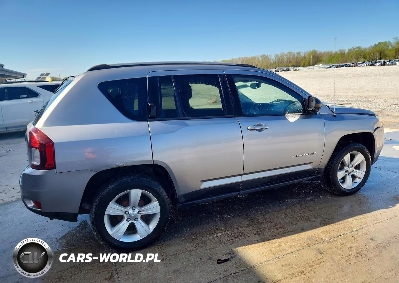 2016 Jeep Compass Sport VIN:1C4NJCBA0GD574014 - 3
