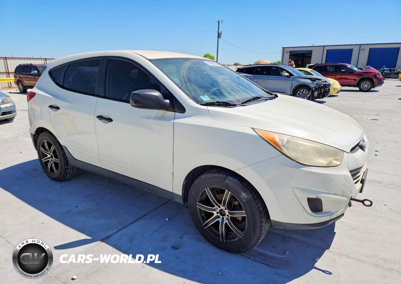 2010 Hyundai Tucson Gls VIN:KM8JT3AC2AU084382 - 4