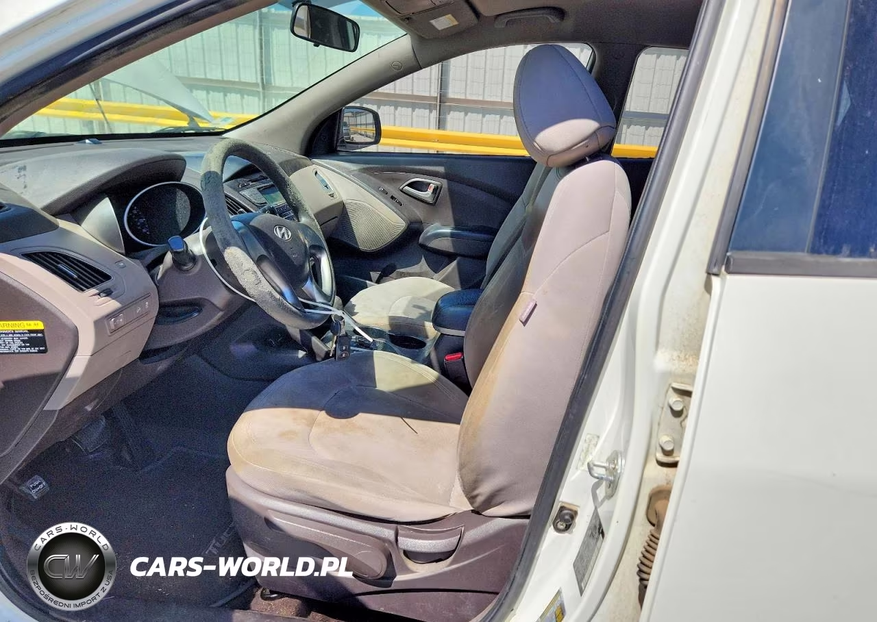 2010 Hyundai Tucson Gls VIN:KM8JT3AC2AU084382 - 7